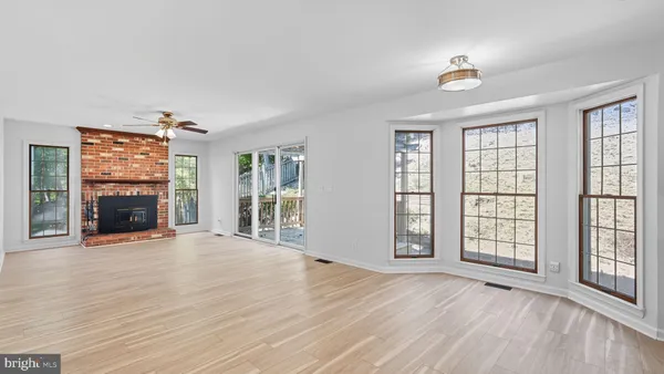 $499,990 | 2425 Harpoon Drive, Stafford, VA 22554
