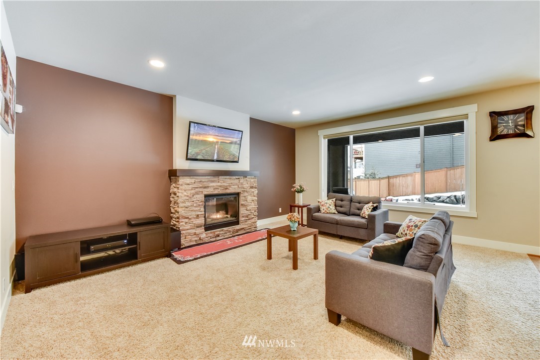 5520 Northeast 7th Place Renton, WA 98059 - Photo 13 of 25