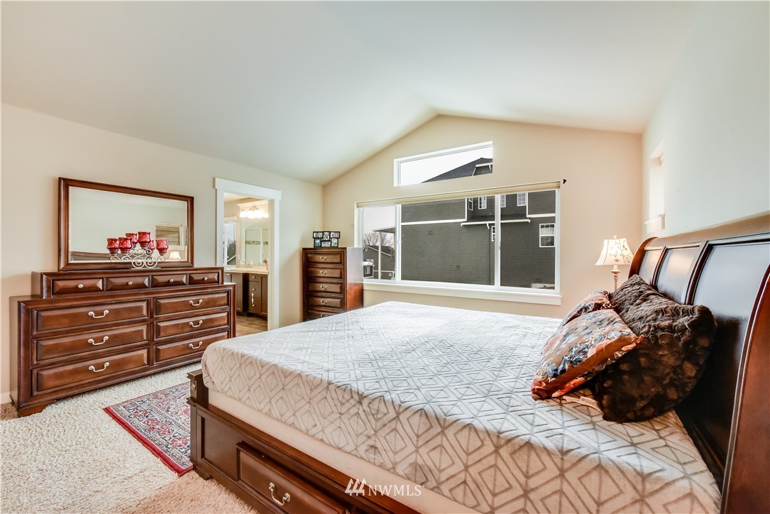 5520 Northeast 7th Place Renton, WA 98059 - Photo 16 of 25