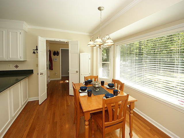 208 High Grove Road Summerville, SC 29485 - Photo 11 of 34 10