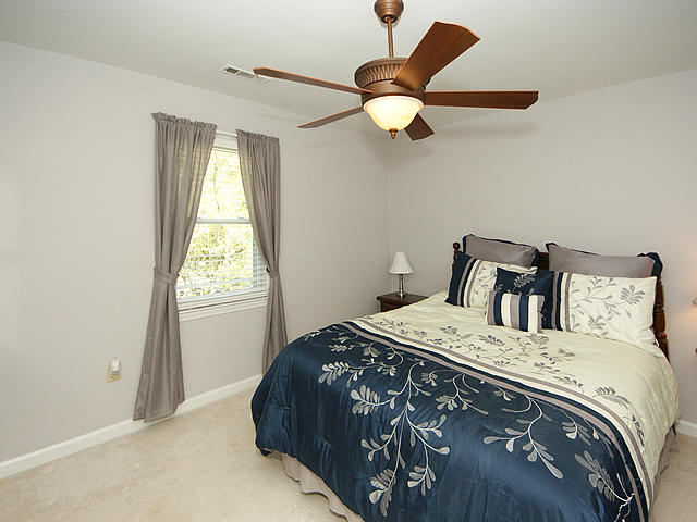 208 High Grove Road Summerville, SC 29485 - Photo 28 of 34 27