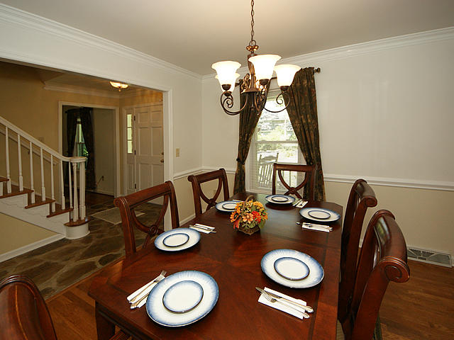208 High Grove Road Summerville, SC 29485 - Photo 7 of 34 06