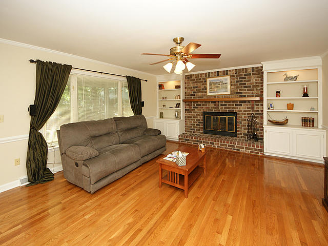 208 High Grove Road Summerville, SC 29485 - Photo 8 of 34 07