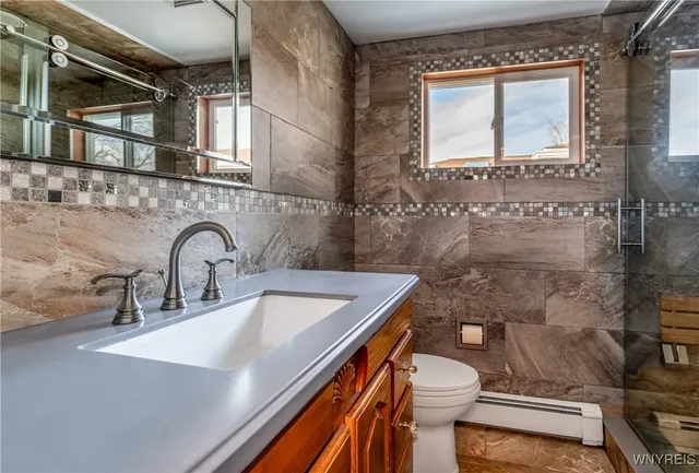 $261,900 | 220 Enez Drive, Depew, NY 14043