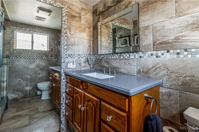 $261,900 | 220 Enez Drive, Depew, NY 14043