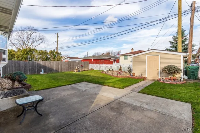 $261,900 | 220 Enez Drive, Depew, NY 14043