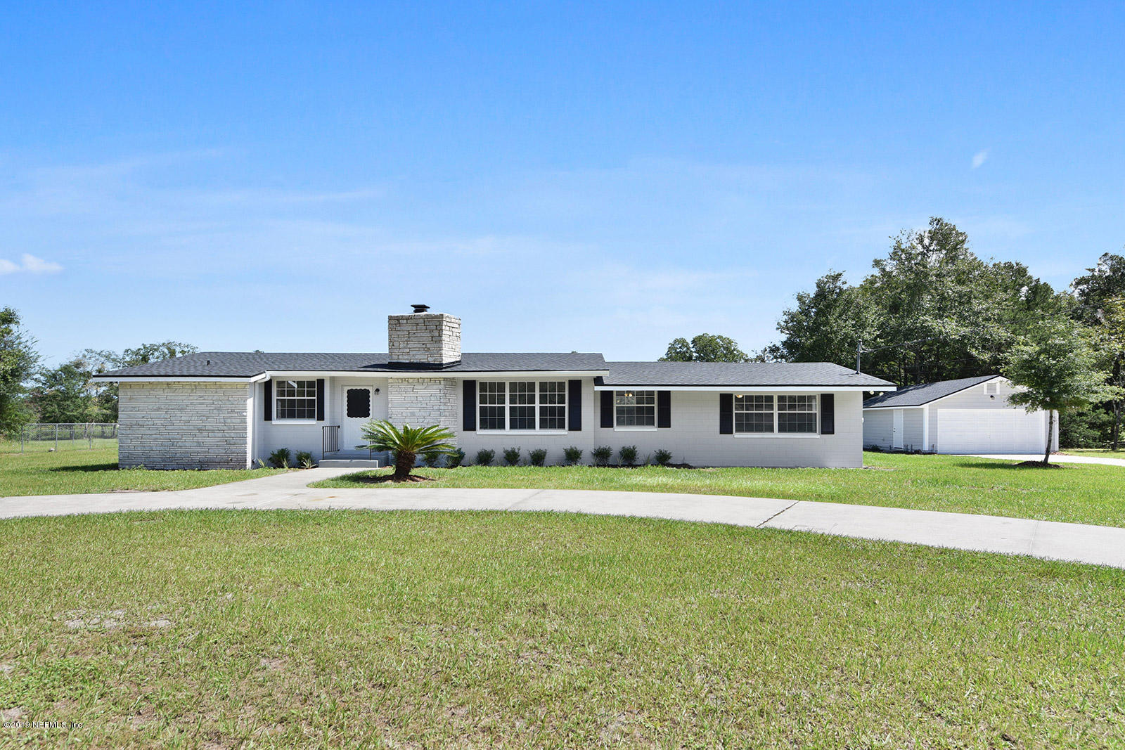 12781 Lanier Road Jacksonville, FL 32226 - Photo 1 of 27 001_1600x1067_mls_1600x1067 (6)