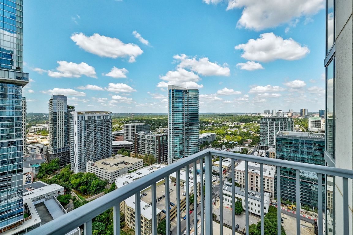 360 Nueces Street, Unit 2808 Austin, TX 78701 - Photo 27 of 29 a view of a city from a balcony