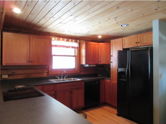 1024 Bacon Hollow Road Sunderland, VT 05250 - Photo 7 of 17 Gallery Image 7