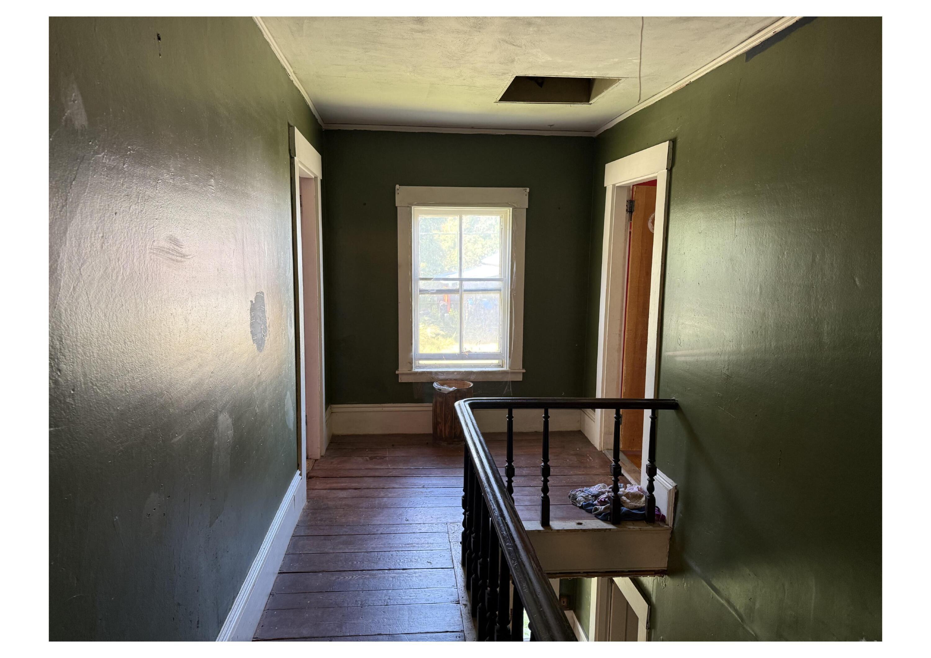 37 Unity Road Albion, ME 04910 - Photo 17 of 31 2nd Floor Hall