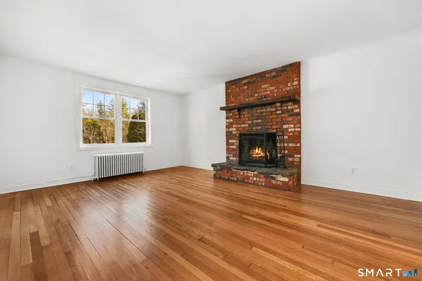 $3,200 | 85 Judd Road, Easton, CT 06612