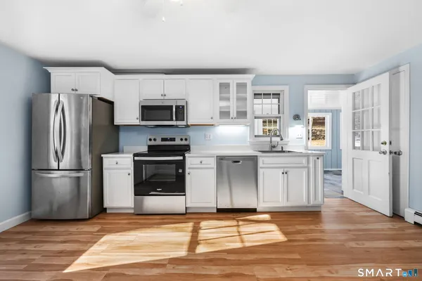 $3,200 | 85 Judd Road, Easton, CT 06612