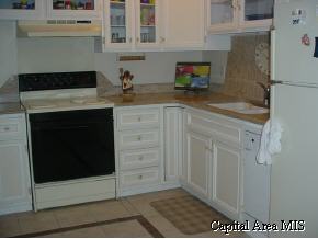 1908 Stonehenge Road Springfield, IL 62702 - Photo 2 of 9
