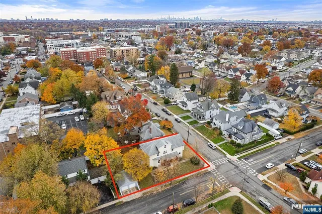 $979,000 | 30 Clarendon Place, Hackensack, NJ 07601