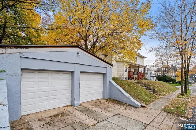 $979,000 | 30 Clarendon Place, Hackensack, NJ 07601