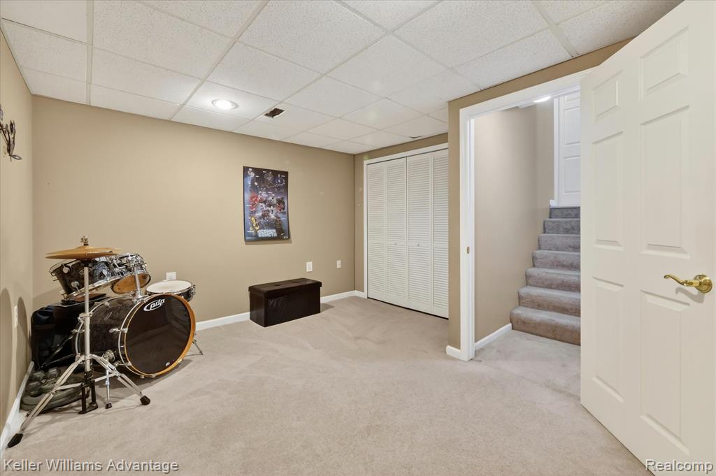 16982 Farmington Road Livonia, MI 48154 - Photo 20 of 32 Gallery Image 20
