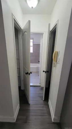 $1,800 | 141-60 84th Road, Unit 3F | Briarwood