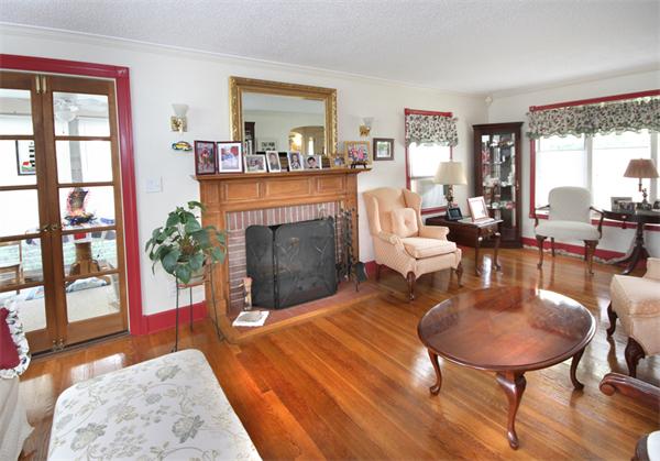 3 Cheswick Road Arlington, MA 02474 - Photo 4 of 17 Gallery Image 4