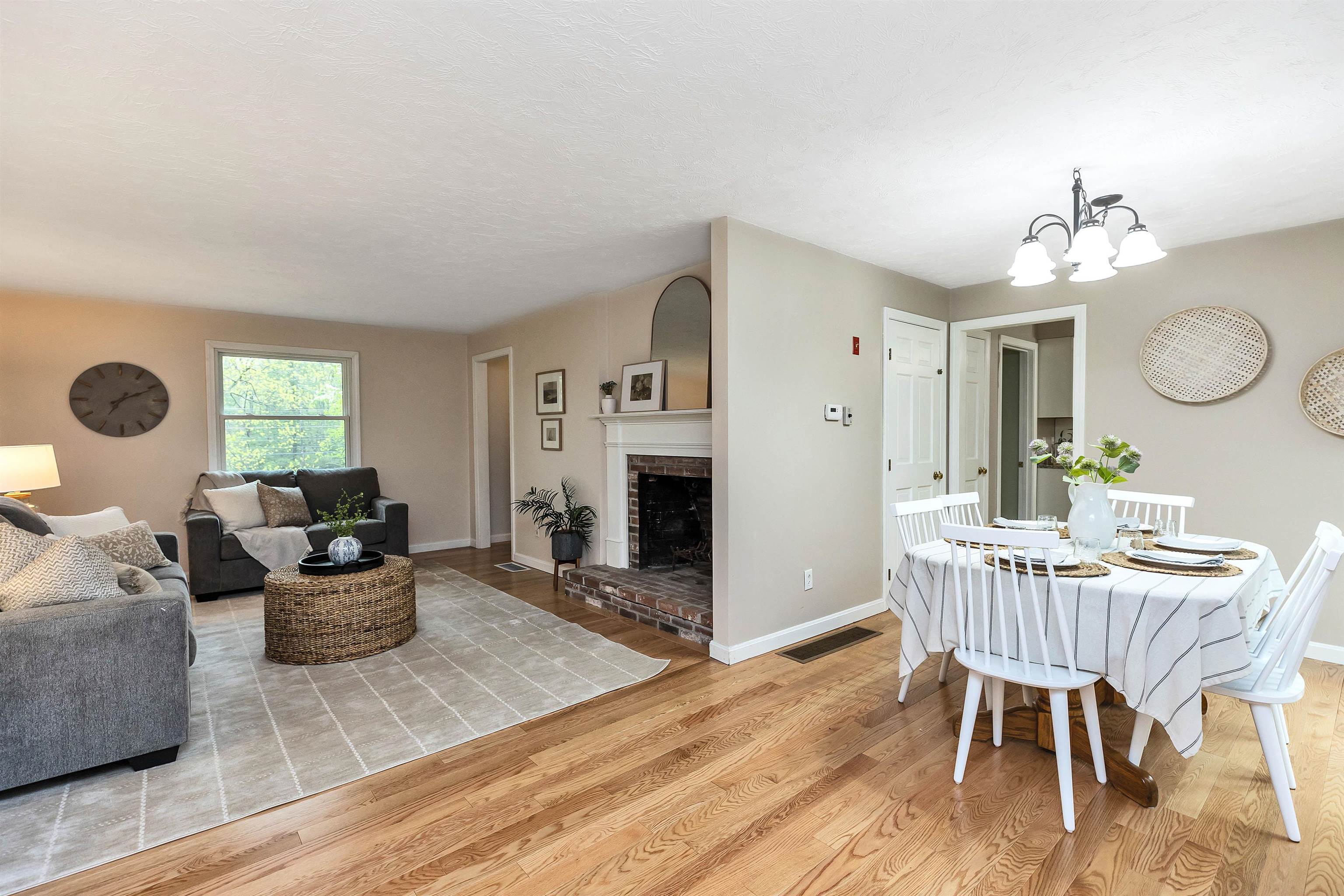 56 Wallace Road Goffstown, NH 03045 - Photo 5 of 40