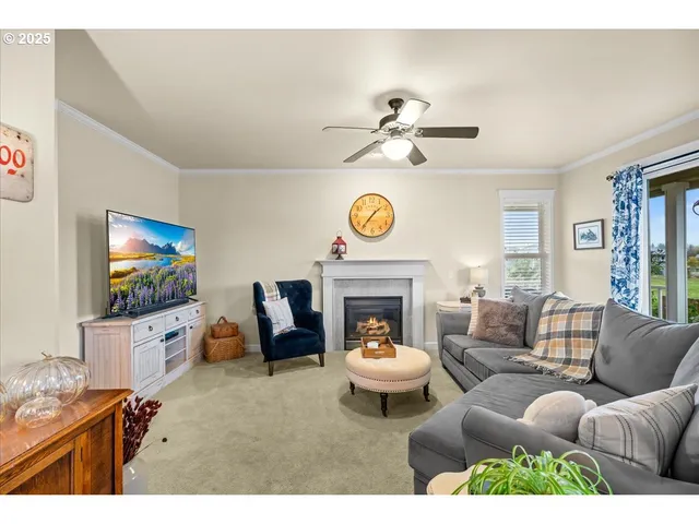 $1,099,900 | 23895 Northeast Dillon Road, Newberg, OR 97132