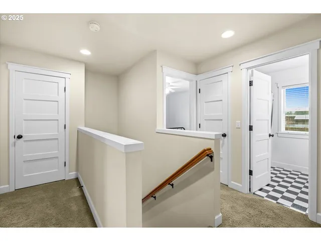 $1,099,900 | 23895 Northeast Dillon Road, Newberg, OR 97132