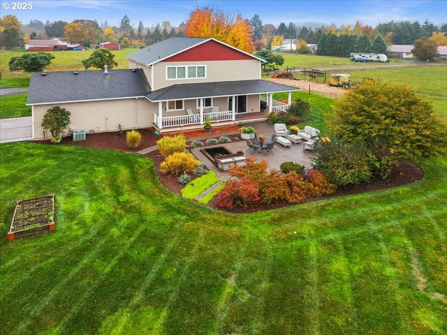 $1,099,900 | 23895 Northeast Dillon Road, Newberg, OR 97132
