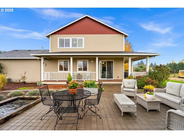 $1,099,900 | 23895 Northeast Dillon Road, Newberg, OR 97132