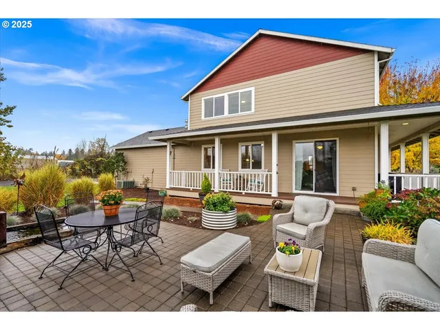 $1,099,900 | 23895 Northeast Dillon Road, Newberg, OR 97132