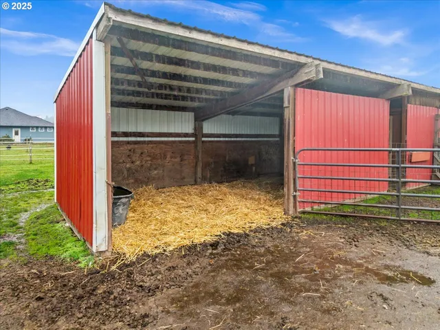 $1,099,900 | 23895 Northeast Dillon Road, Newberg, OR 97132