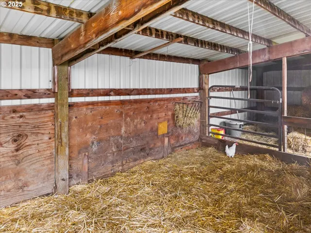 $1,099,900 | 23895 Northeast Dillon Road, Newberg, OR 97132