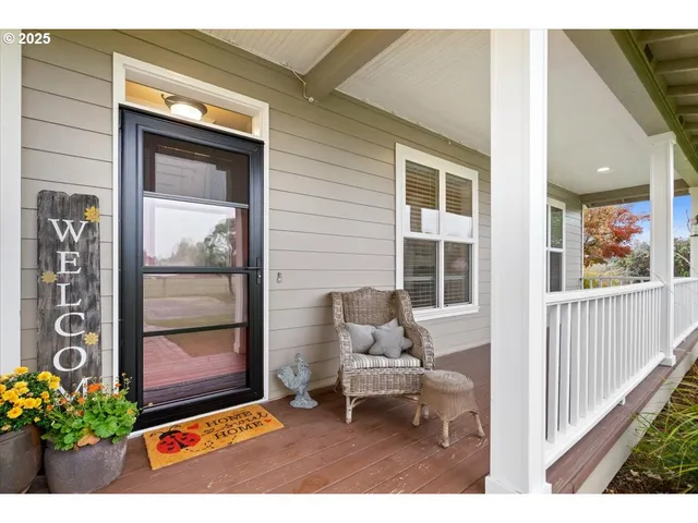 $1,099,900 | 23895 Northeast Dillon Road, Newberg, OR 97132