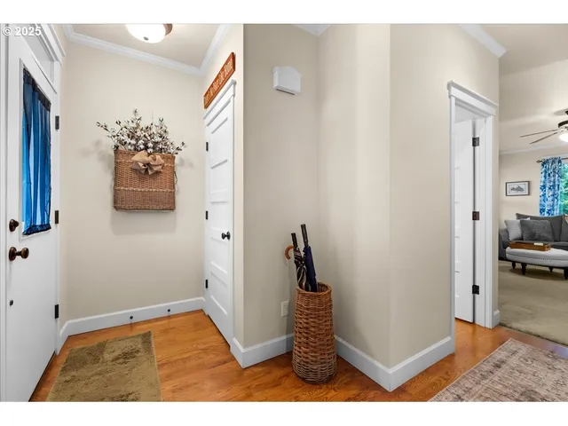 $1,099,900 | 23895 Northeast Dillon Road, Newberg, OR 97132