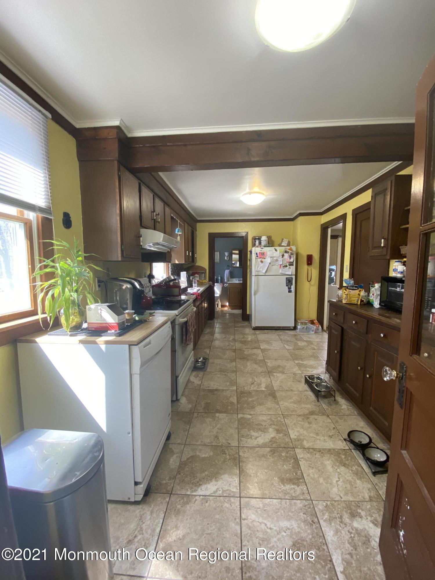 40 Jacobstown Road New Egypt, NJ 08533 - Photo 3 of 9 0D3830AF-FD7A-4D03-8C7C-A54EACCAE5E1