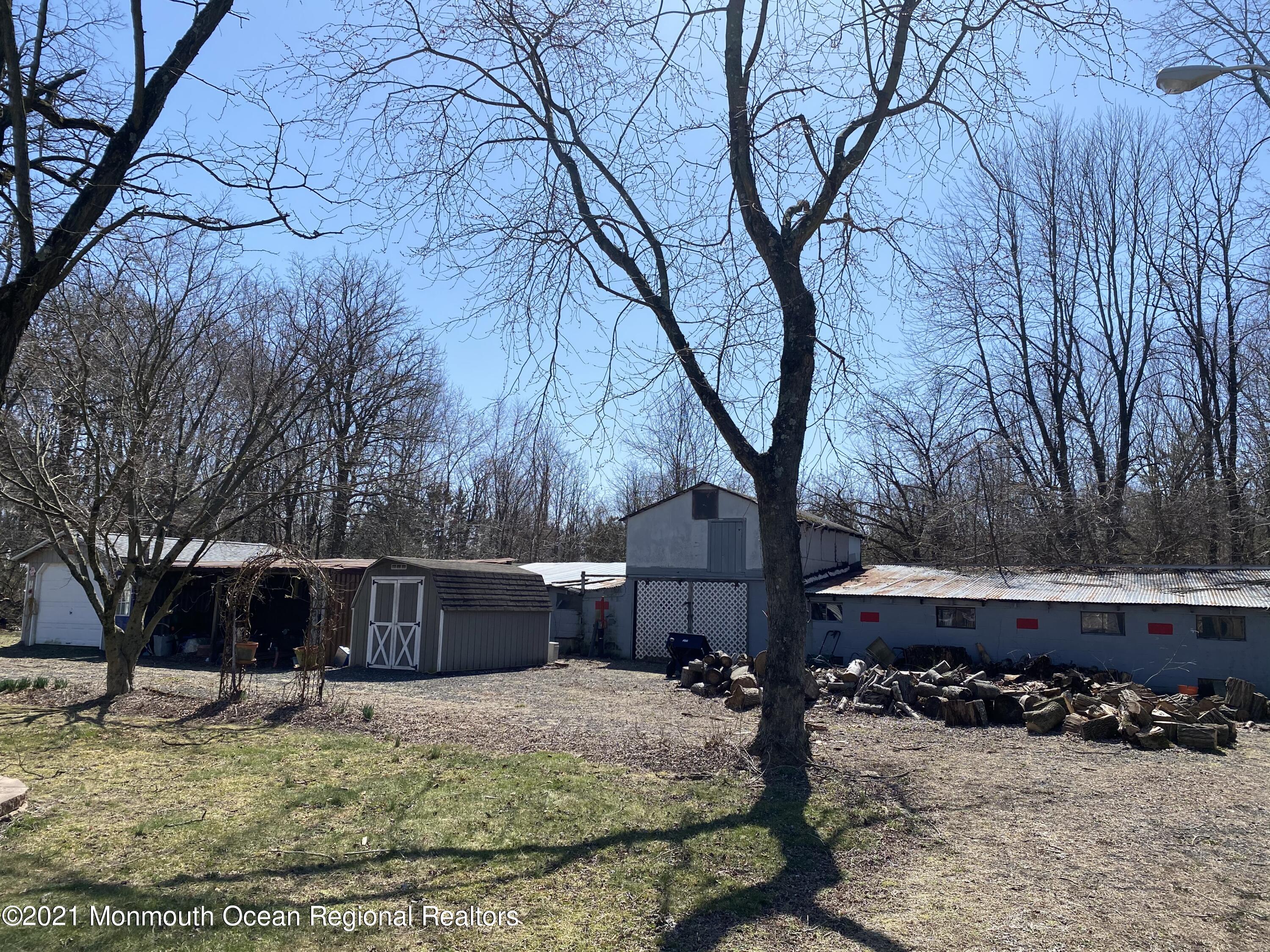 40 Jacobstown Road New Egypt, NJ 08533 - Photo 8 of 9 C401756F-60BB-4A87-BB95-209F6157B118