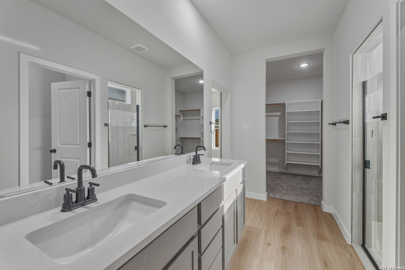 16627 Rosemary Ridge Elmendorf, TX 78112 - Photo 7 of 8