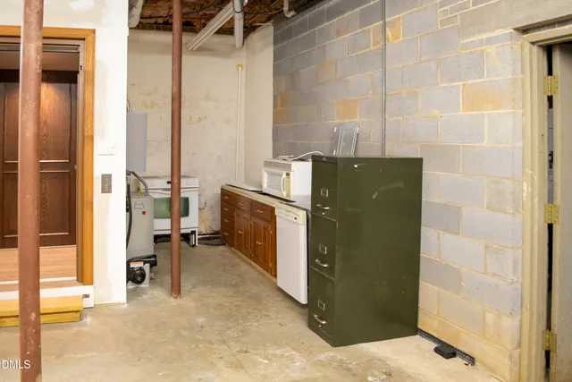 $675,000 | 100 Maluli Drive, Oxford, NC 27565