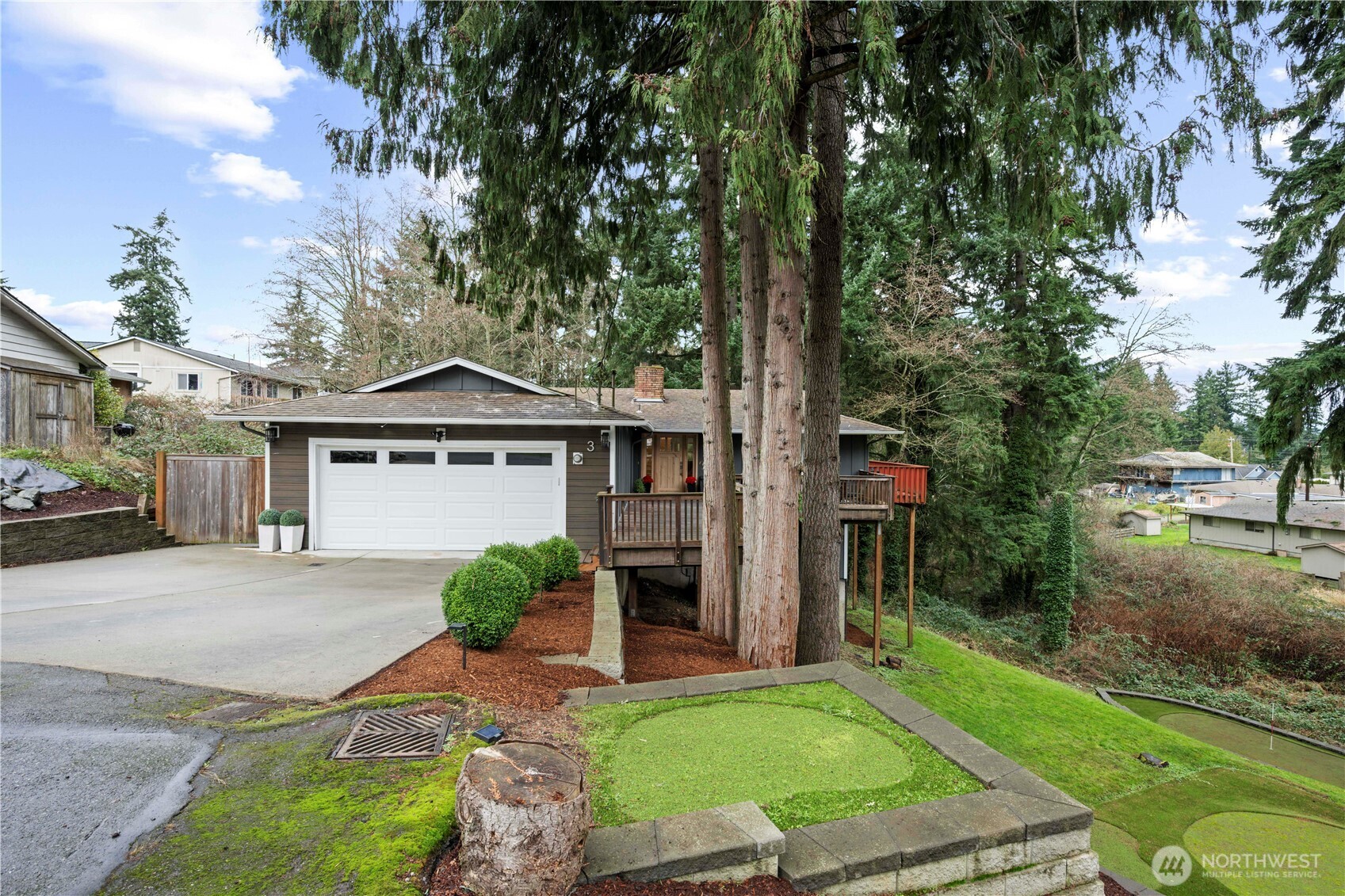 3 74th Street Southwest Everett, WA 98203 - Photo 1 of 33
