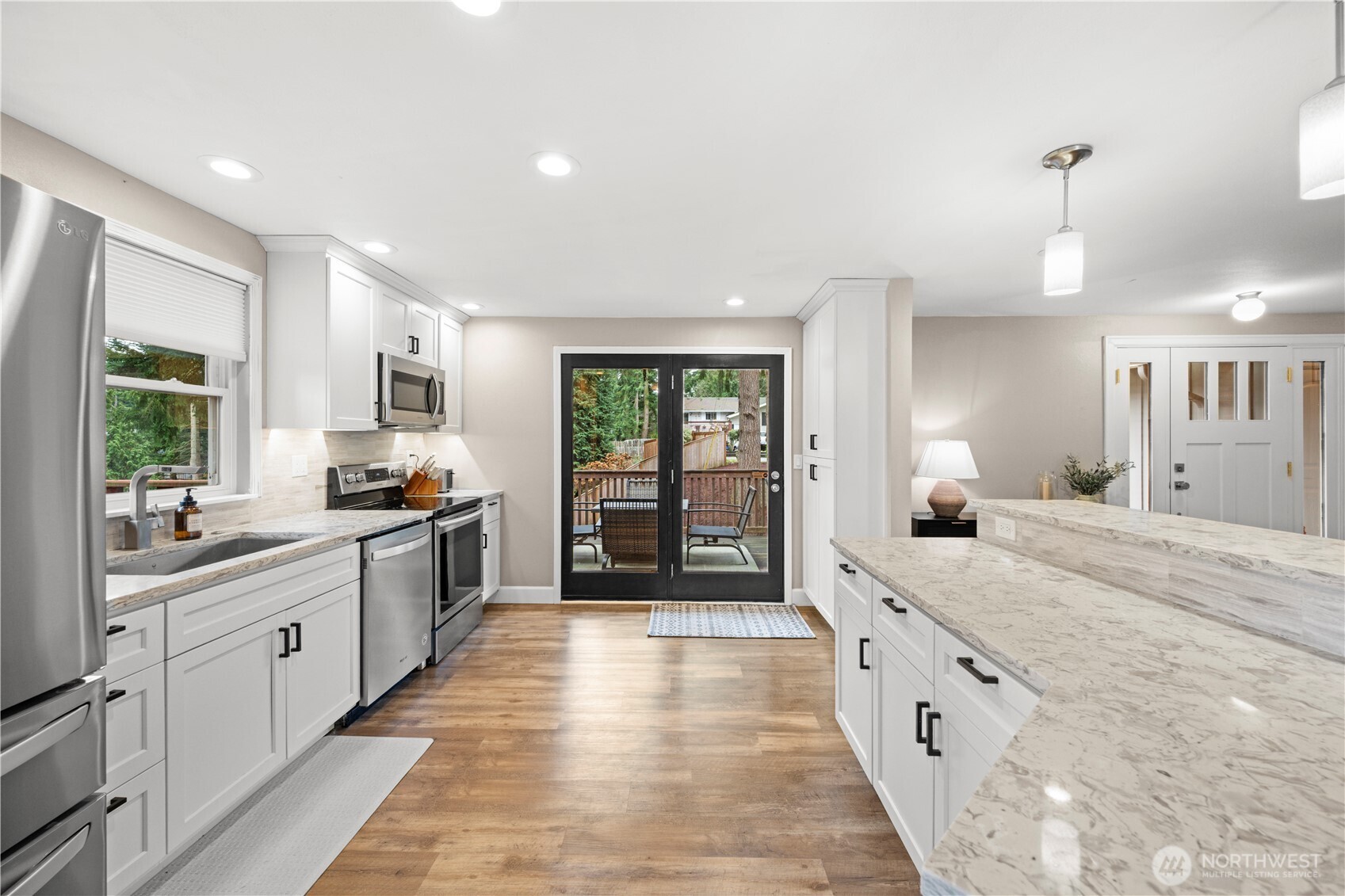 3 74th Street Southwest Everett, WA 98203 - Photo 8 of 33