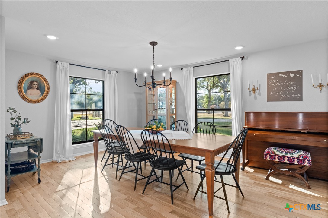 1515 Lake Road Belton, TX 76513 - Photo 11 of 48 Gallery Image 11