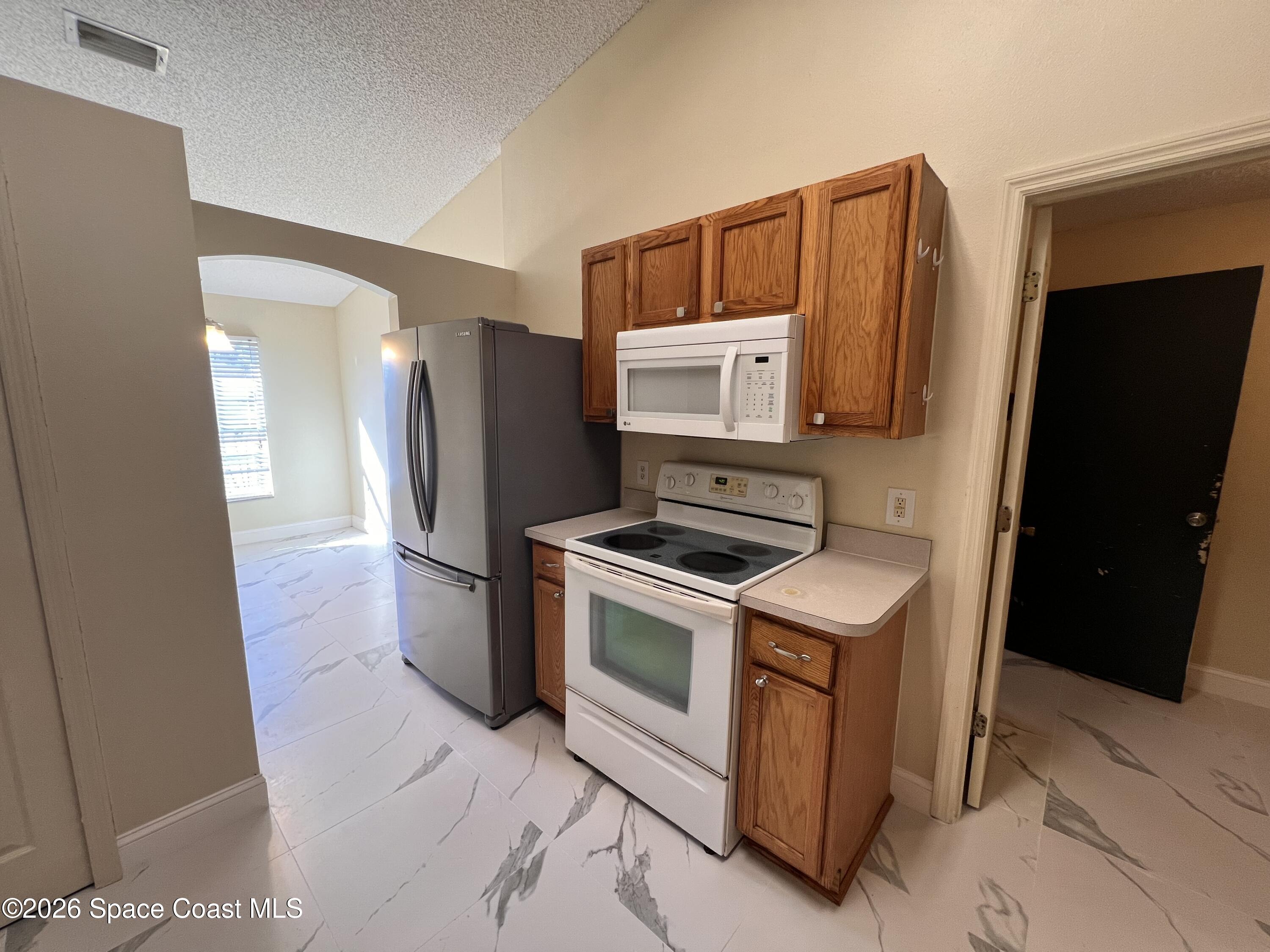 619 Pampas Street Northwest Palm Bay, FL 32907 - Photo 9 of 22 IMG_5125