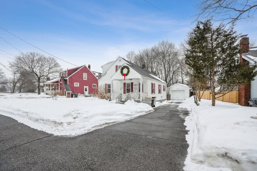 189 Danforth Street Framingham, MA 01701 - Photo 2 of 32