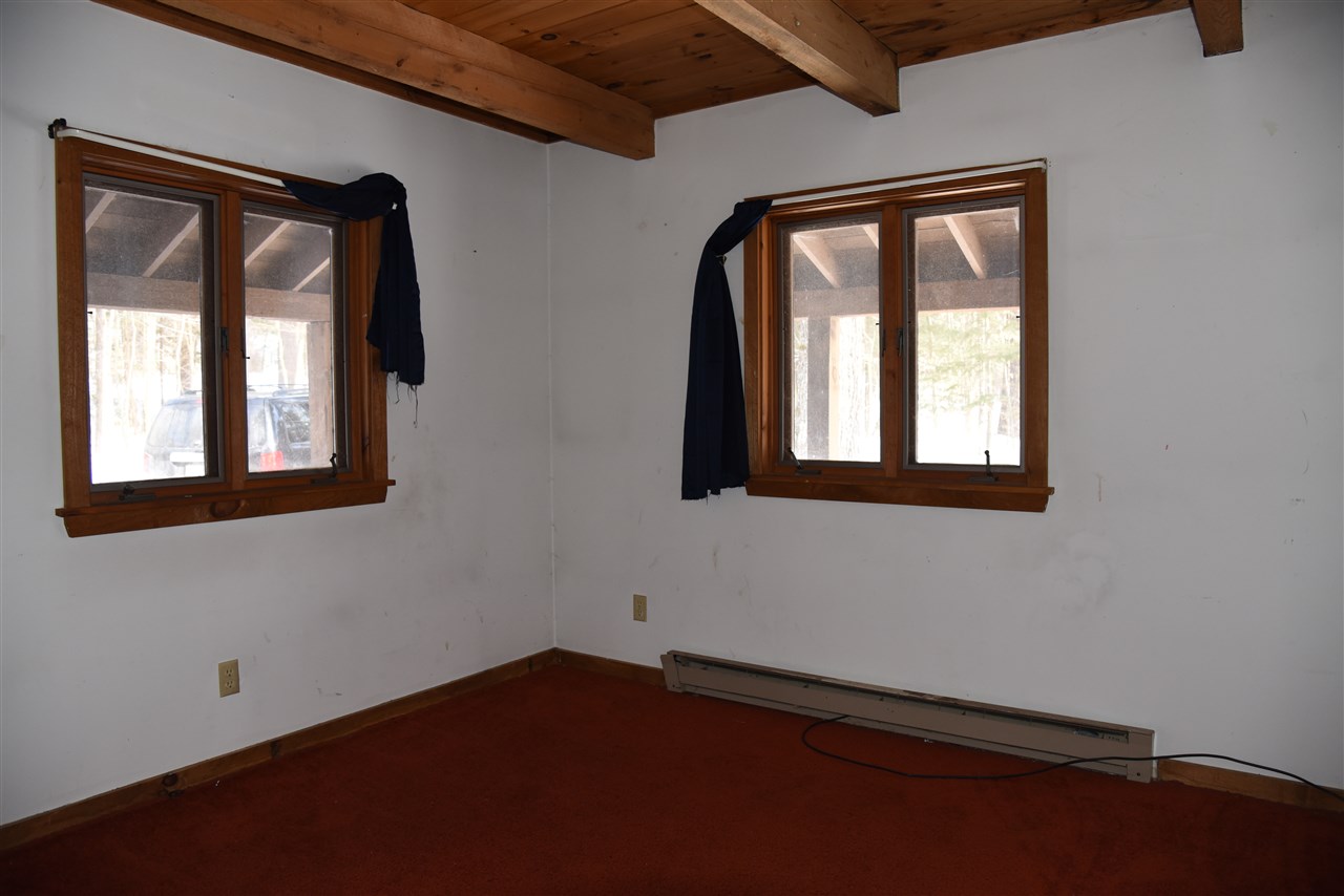 216 Thompson Road Conway, NH 03860 - Photo 9 of 27