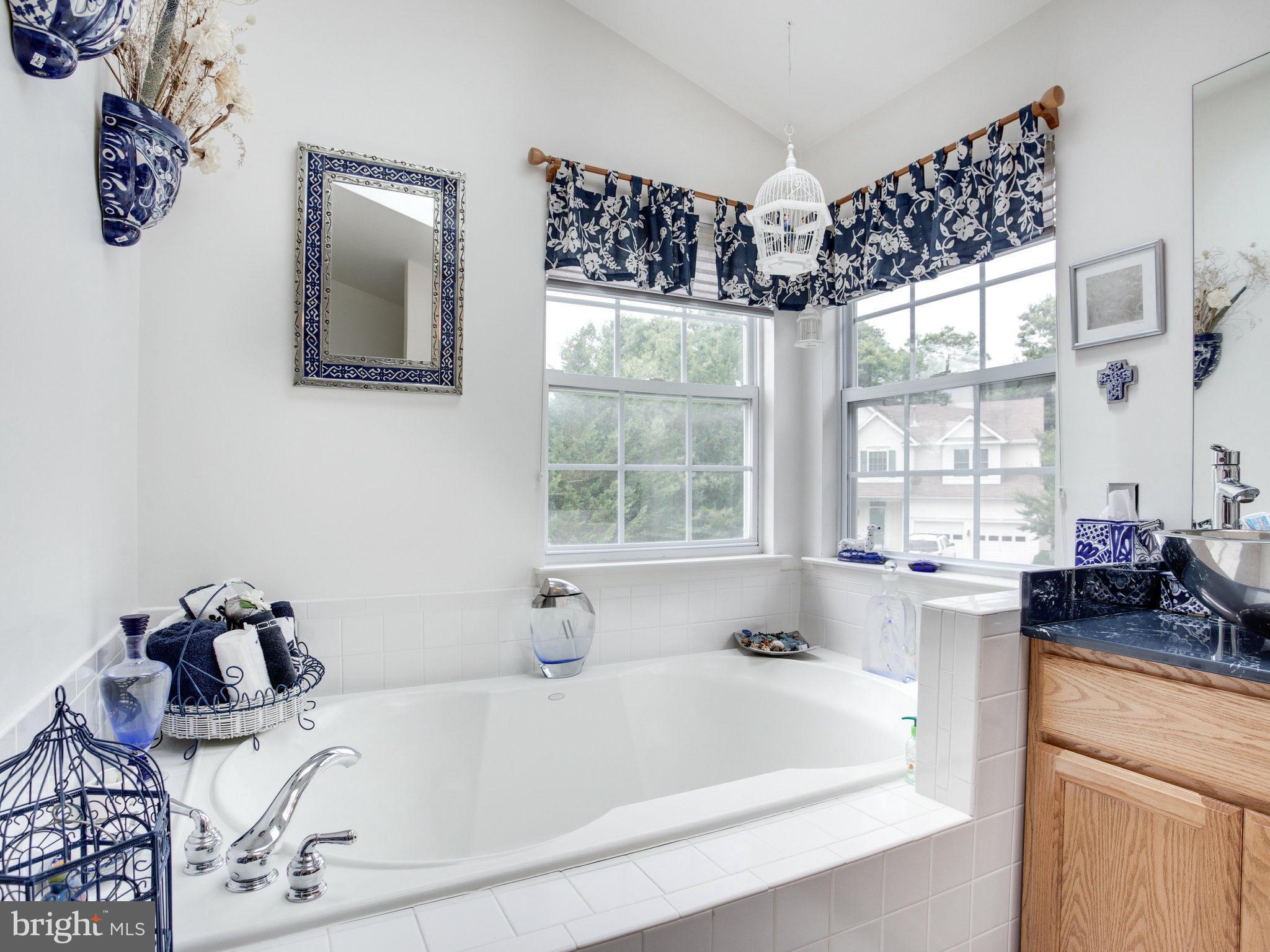 1594 Chapman Road Crofton, MD 21054 - Photo 22 of 27 Bath