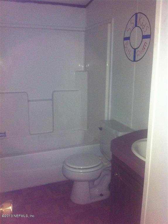13010 Old Kings Road Jacksonville, FL 32219 - Photo 11 of 18 Guest Bath
