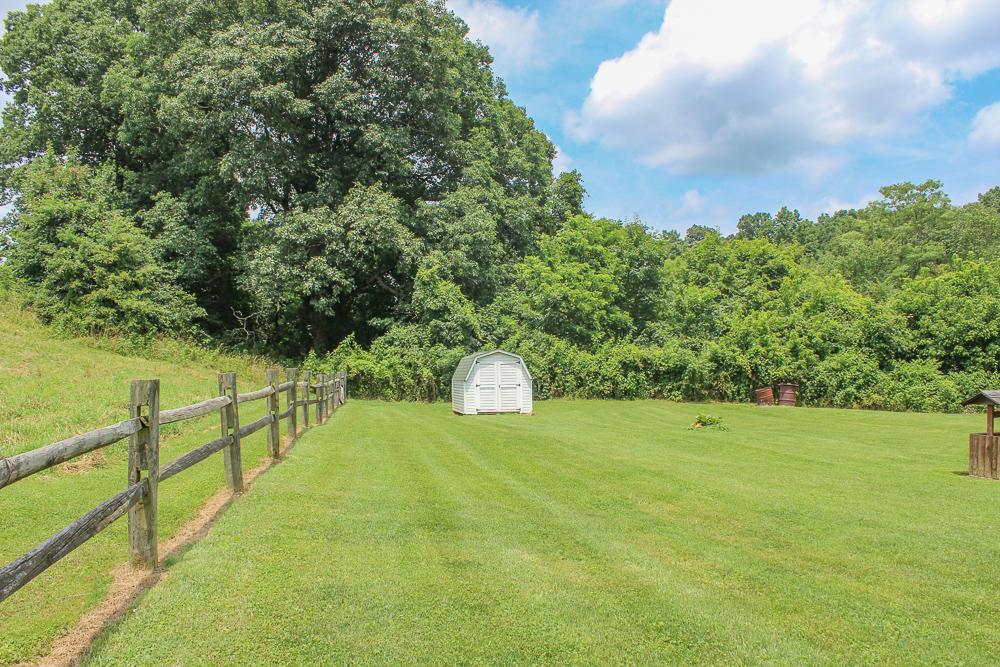 34733 Lake Road McArthur, OH 45651 - Photo 11 of 32