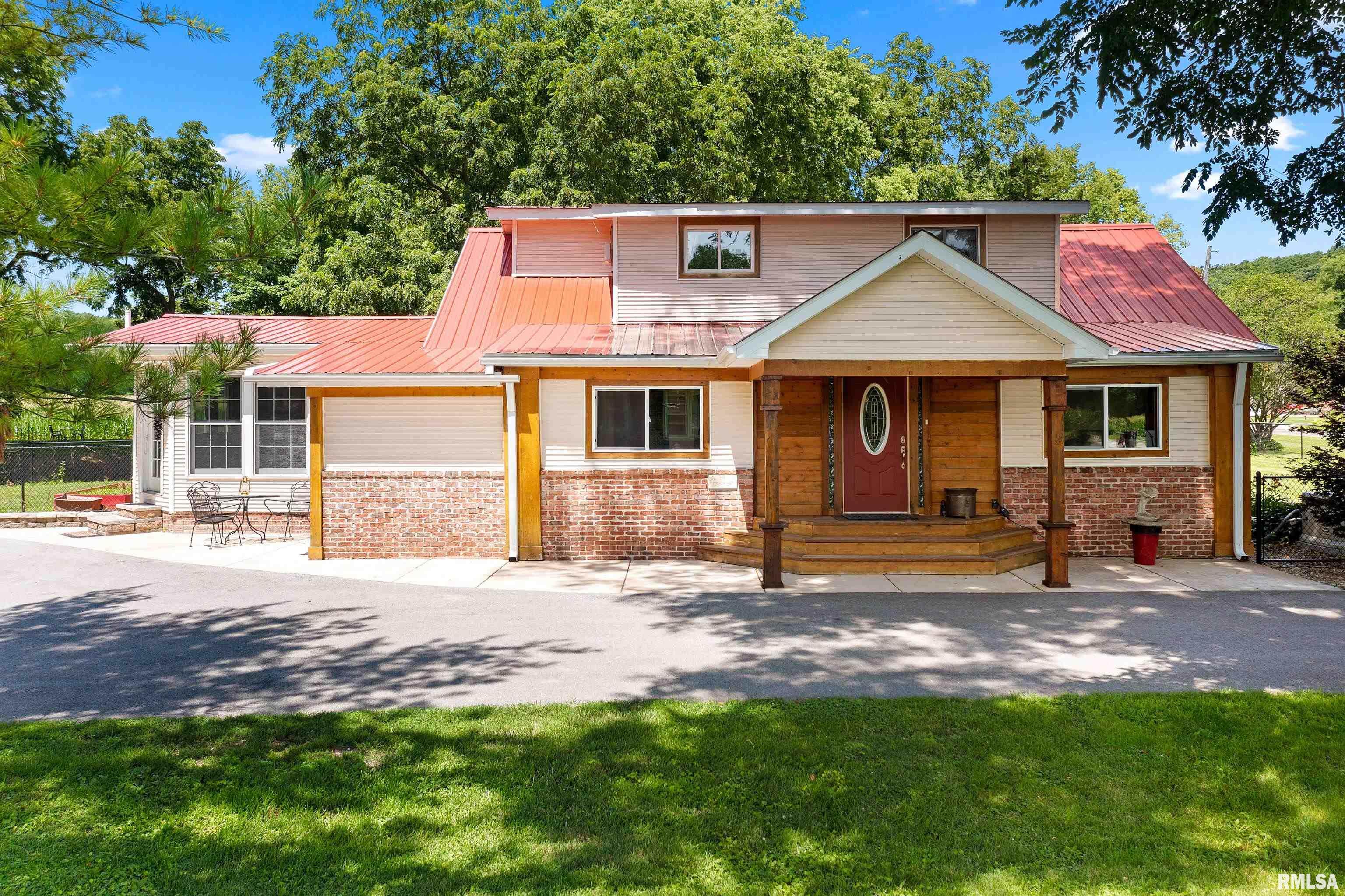 1106 East Mossville Rd  