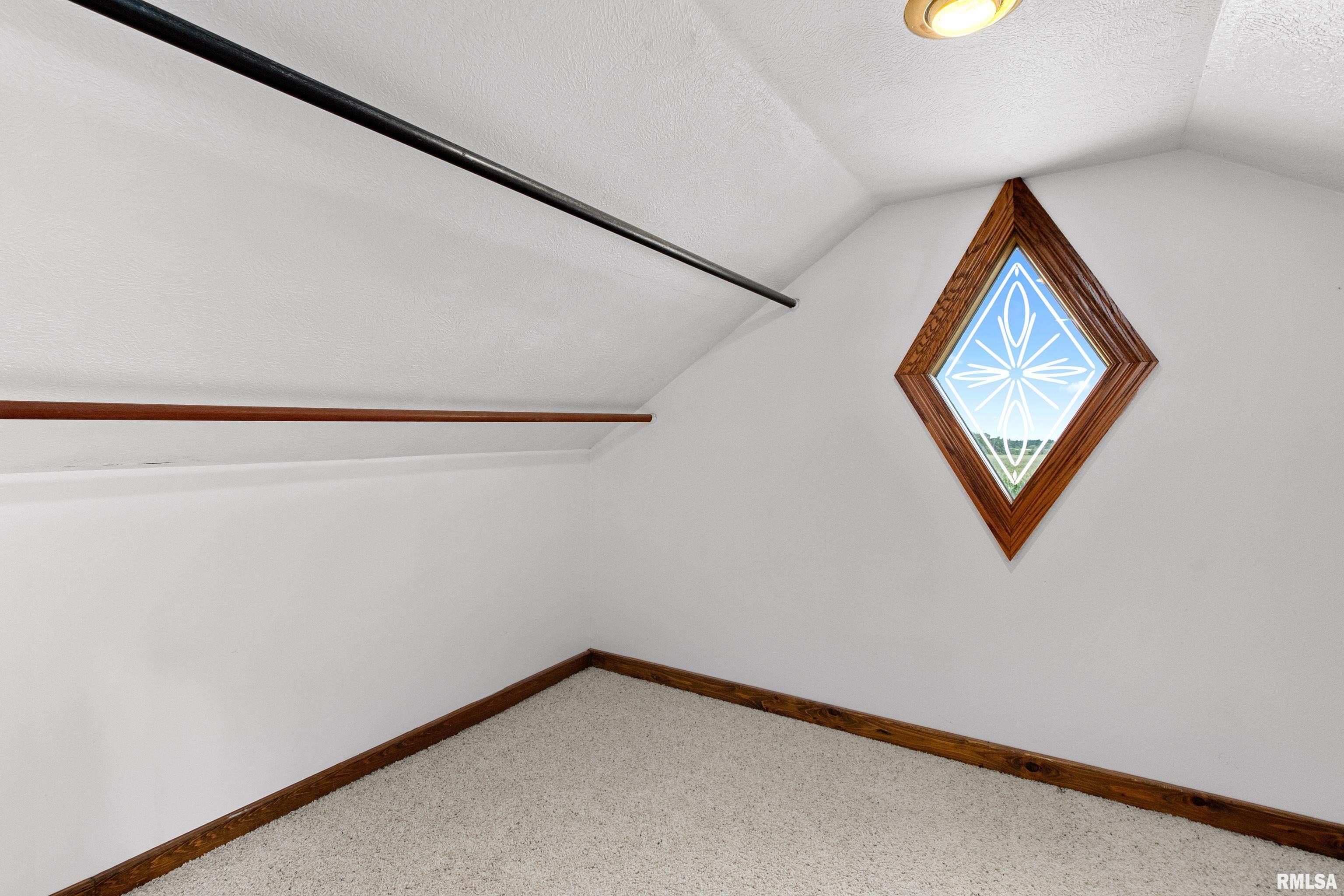 1106 East Mossville Road Peoria, IL 61615 - Photo 30 of 47 Gallery Image 30