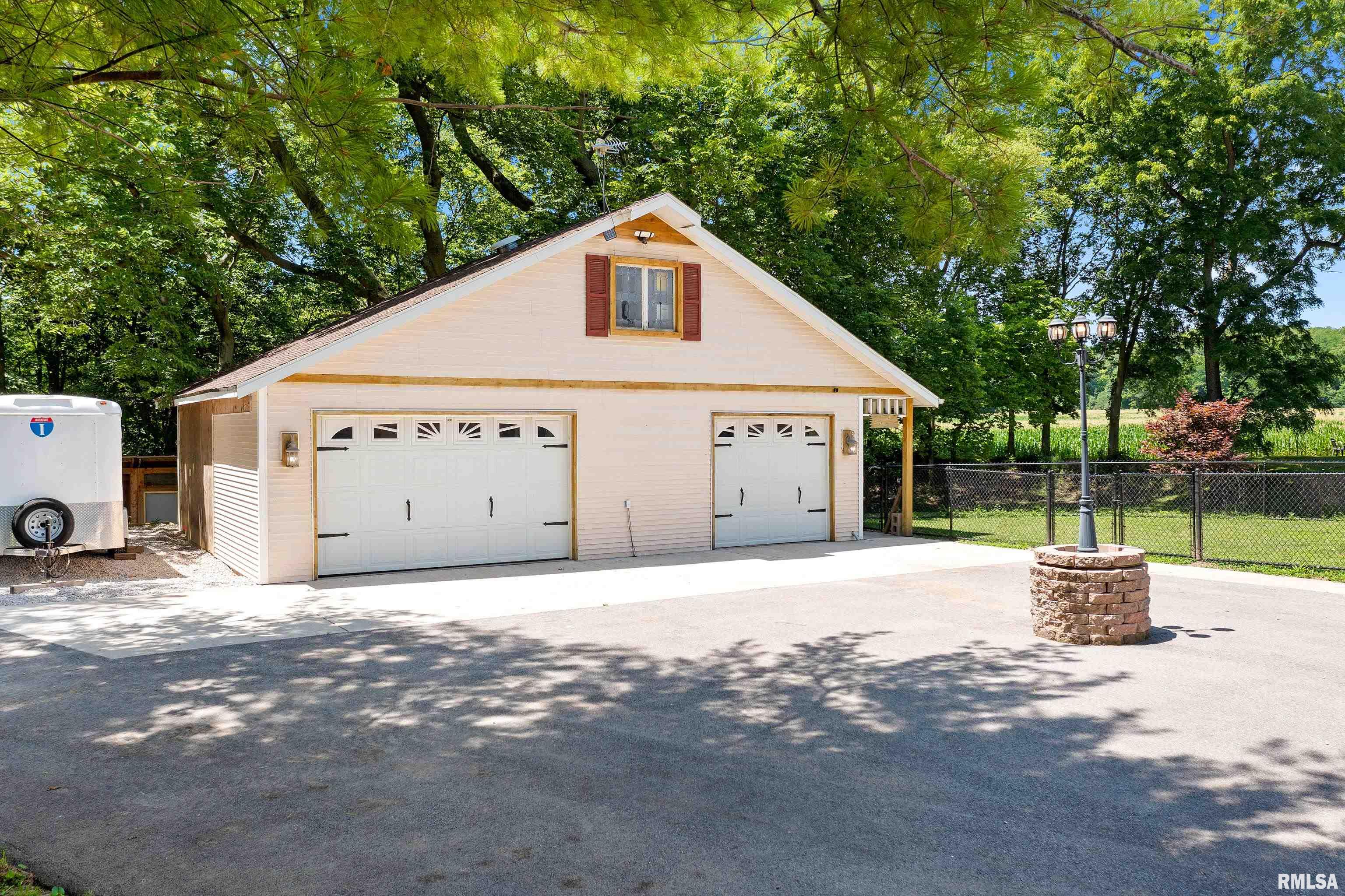 1106 East Mossville Road Peoria, IL 61615 - Photo 37 of 47 Gallery Image 37