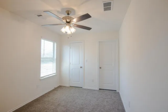 $1,395 | 1516 Kennedy Street, Unit B, Bonham, TX 75418