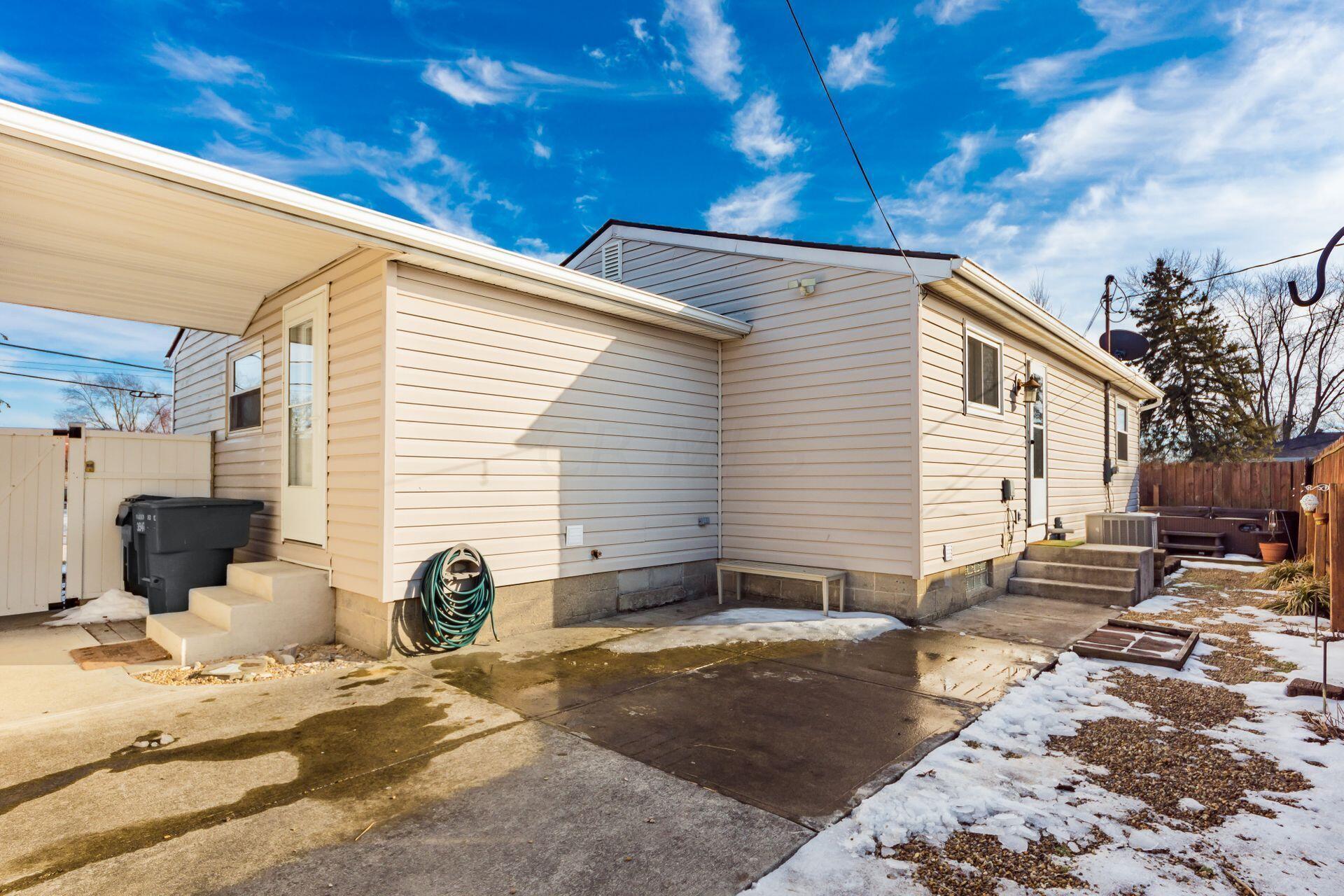 3941 Frazier Road East Columbus, OH 43207 - Photo 44 of 46 044_db7d3_M 3941 Frazier091-2